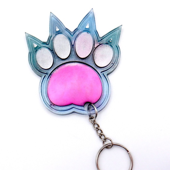 SELF-DEFENSE KEYCHAIN - Picture 2 of 6